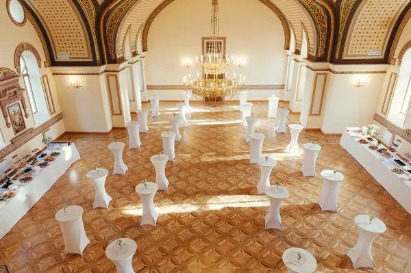 Живот-кейтерінг, фуршет та кава-брейки в Дипломатичній Академії